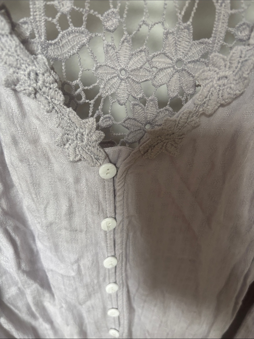 Pretty lavender lace bohemian crochet blouse size large - Picture 2 of 8